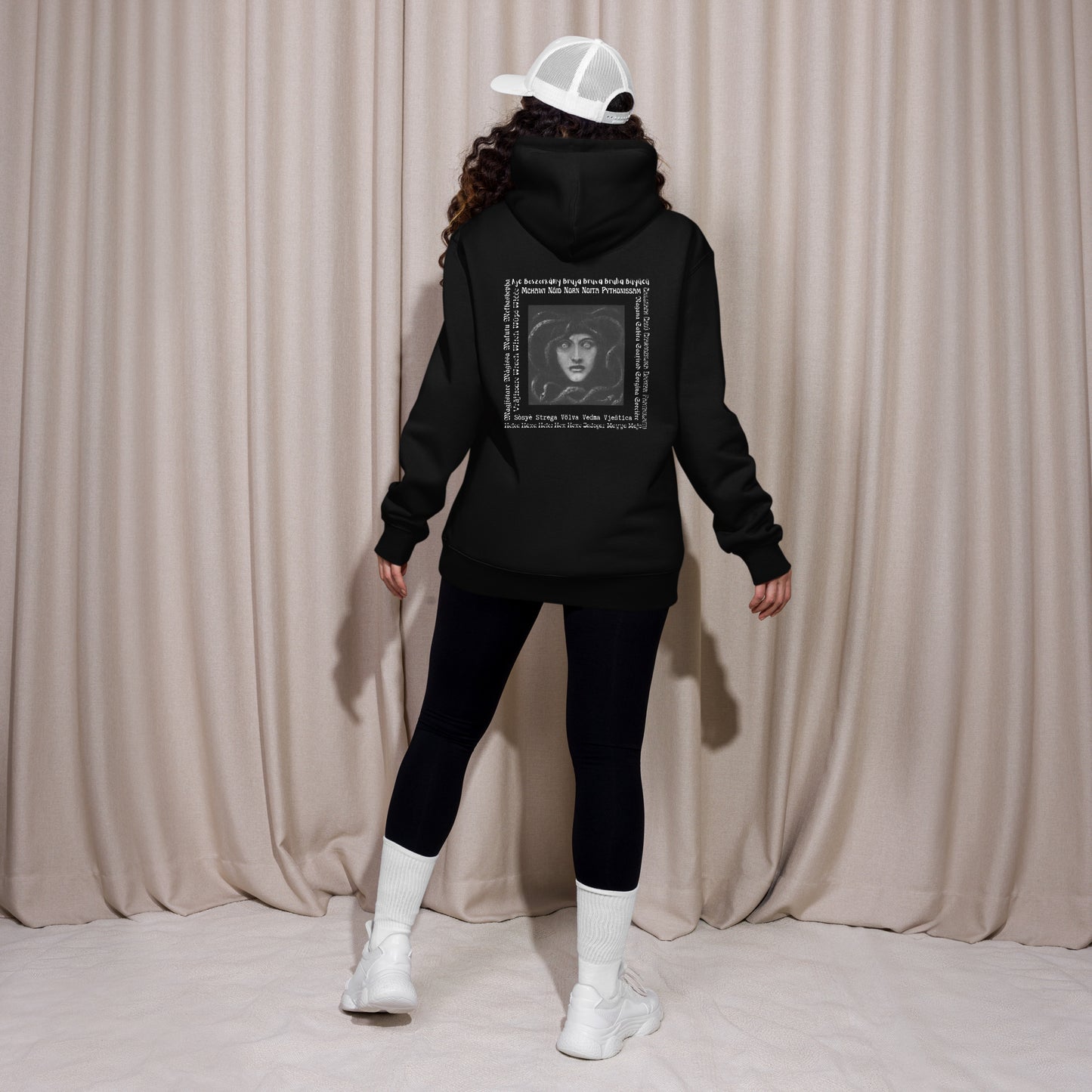 Häx - Unisex essential eco hoodie 🌿